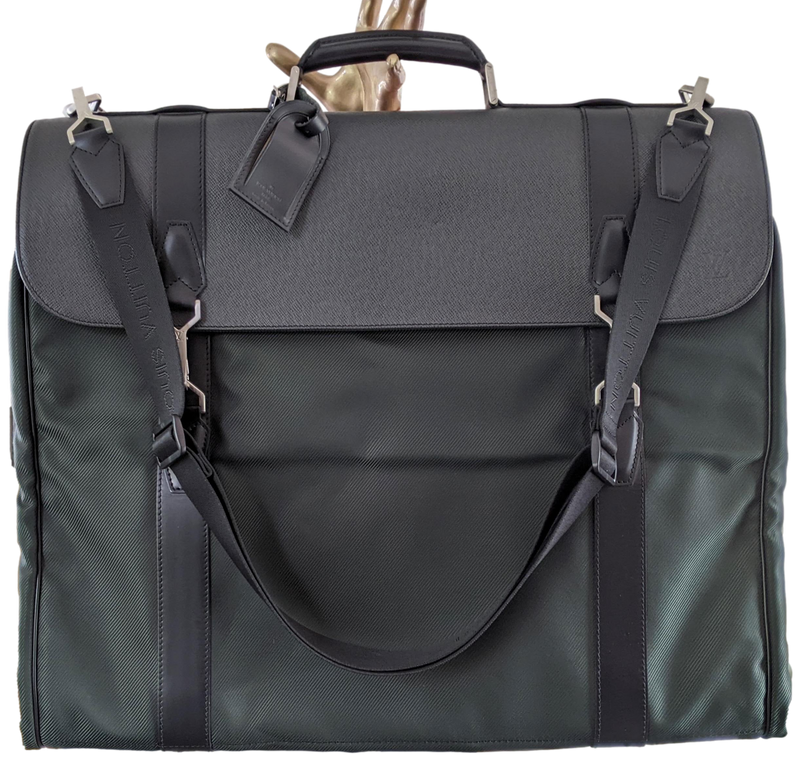 Louis Vuitton Noir/Vert Taiga Leather Brushed Metal " Portable Gibeciere " Garment Travel Bag GM