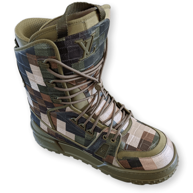 LOUIS VUITTON  LV Trainer Snow Boot Camouflage Sz 8