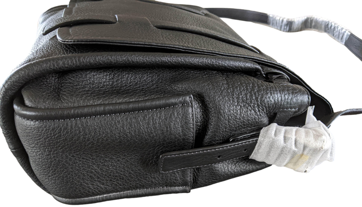 Produits Van Astyn Noir Grained Calfskin Courrier Messenger Bag GM 38 cm,