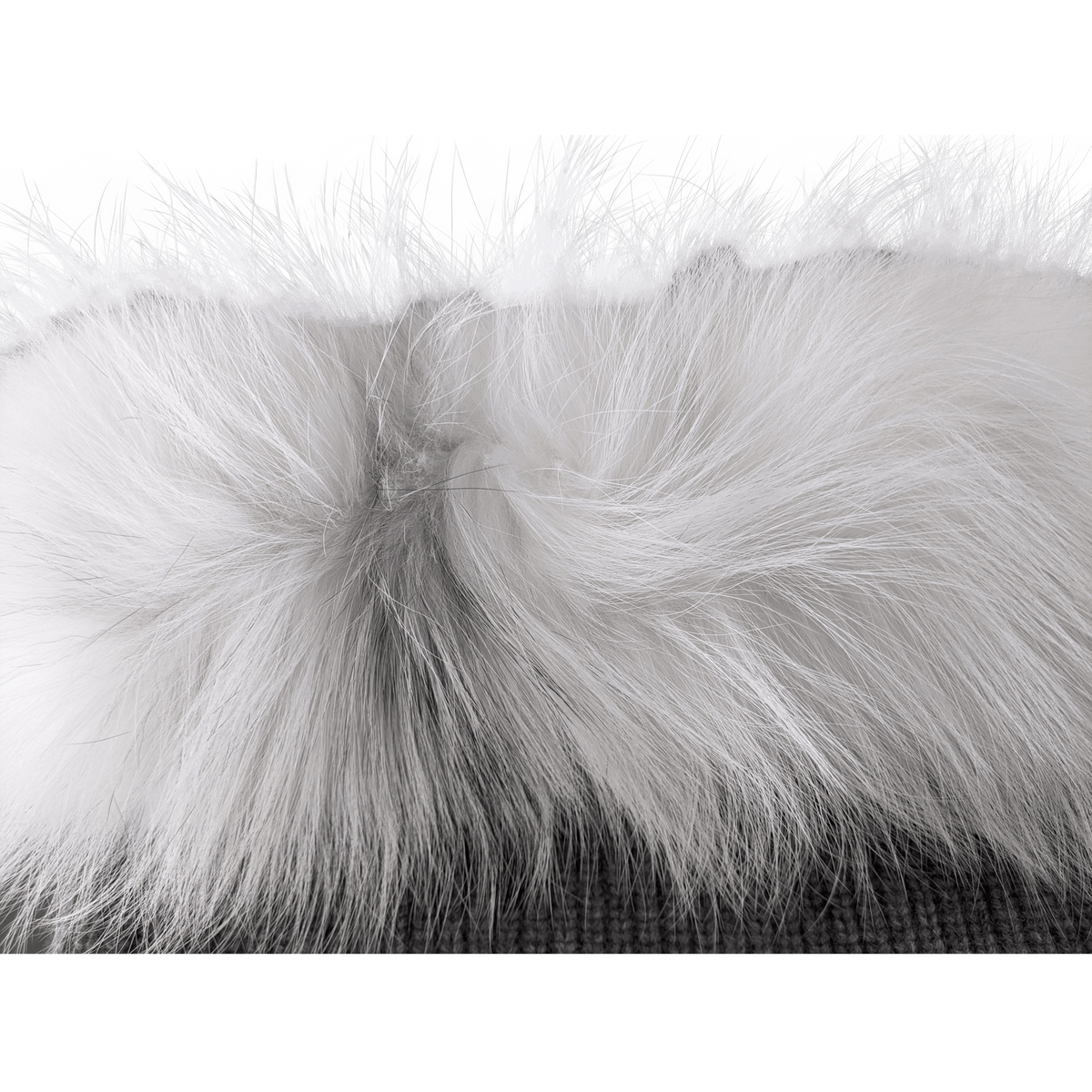 YVES SALOMON Grey Cashmere / Fox Fur Tour de Cou