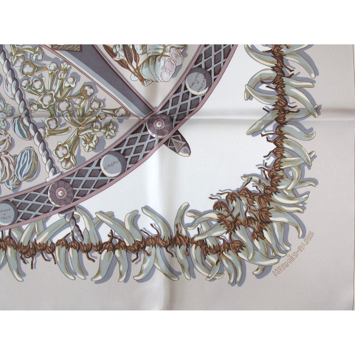 Hermes Au Pays des Epices by Annie Faivre Twill 90