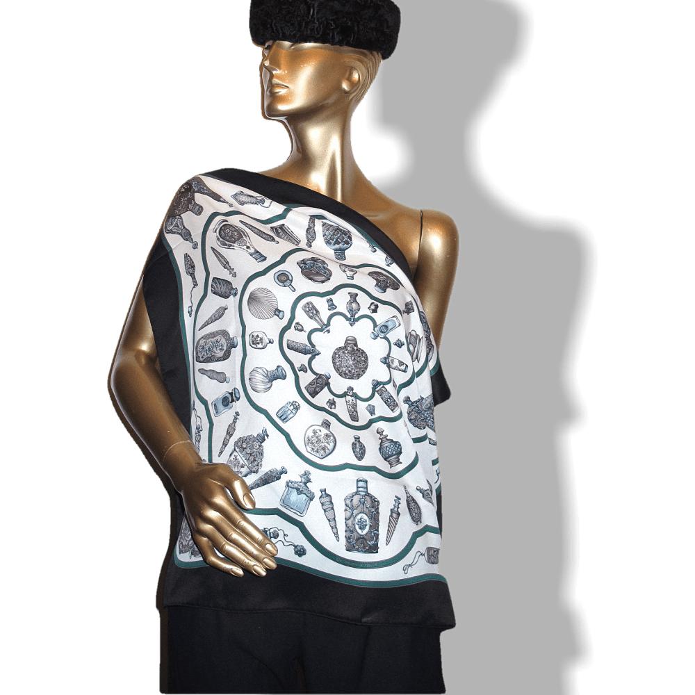 Hermes Qu'importe le Flacon Vintage Silk 70