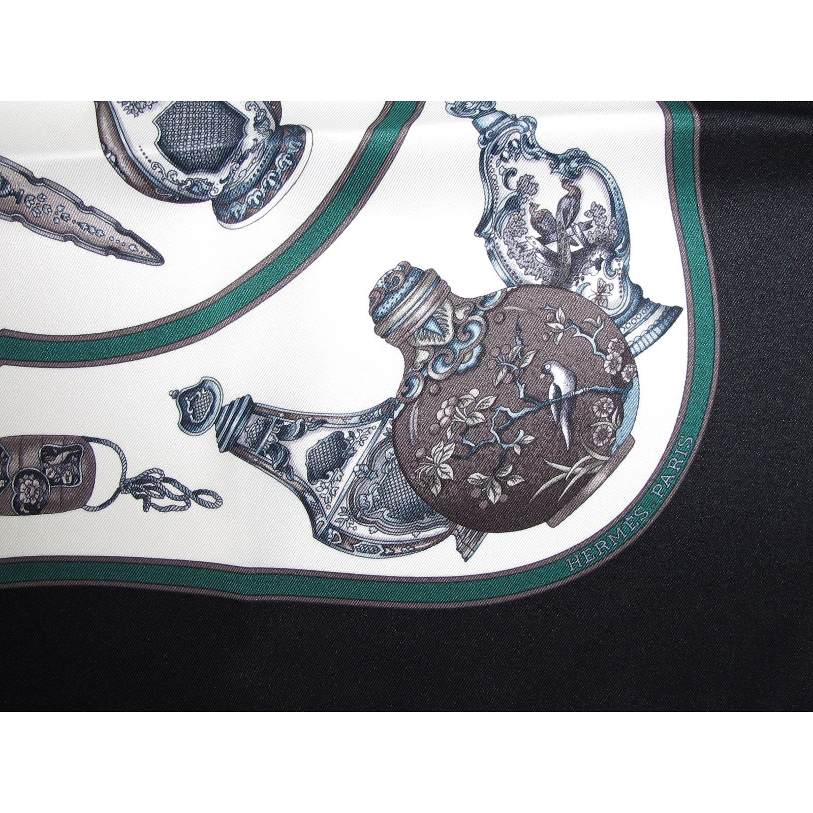 Hermes Qu'importe le Flacon Vintage Silk 70