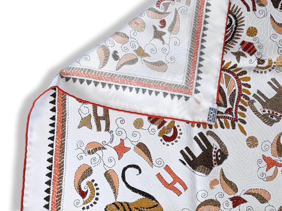 Copie de Hermes 2008 White/Red/Pumpkin Carre KANTHA Indian's Patterns Twill 90, NIB!
