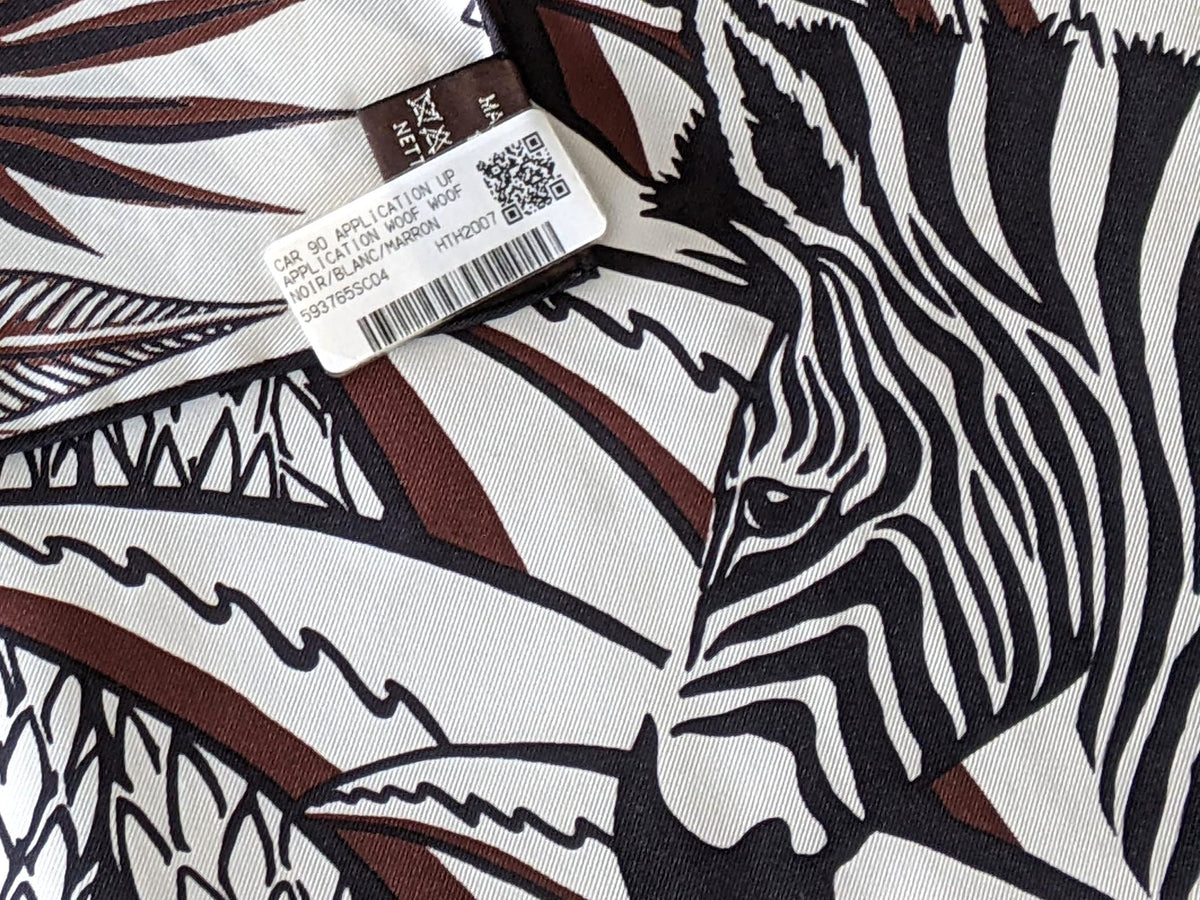 Hermes Embroidered Special Issue "Application Up Woof Woof" on "Zebra Montain" by Alice Shirley Twill 90cm