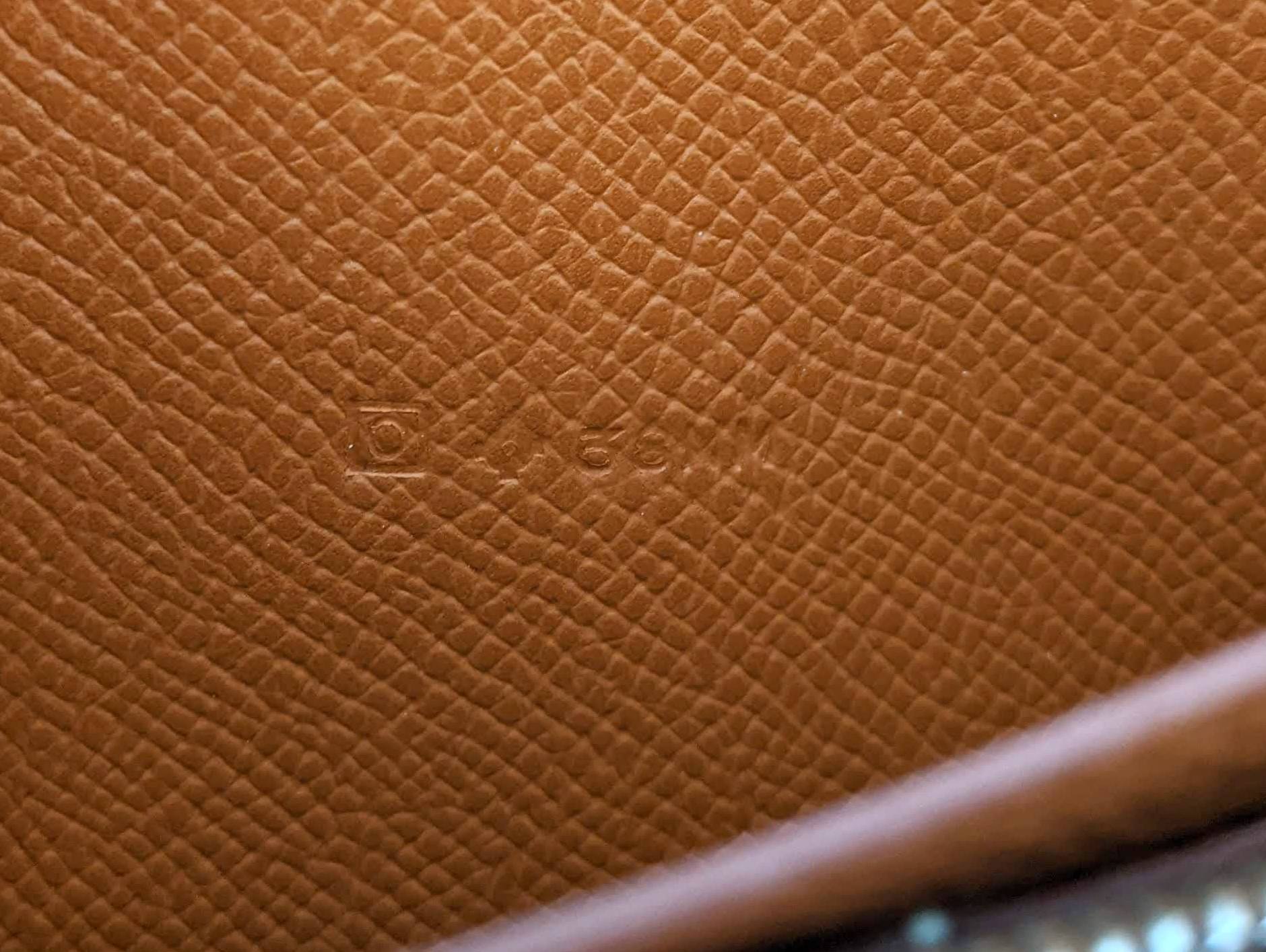 Hermes 2011 Gold Chevre Mysore Gold " Azap classic " Wallet, Large Model