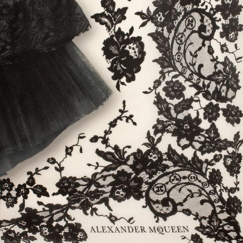 Alexander McQueen Special Issue Limited 100 pc WIDOWS OF CULLODEN Silk Shawl 135cm, NIB! - poupishop