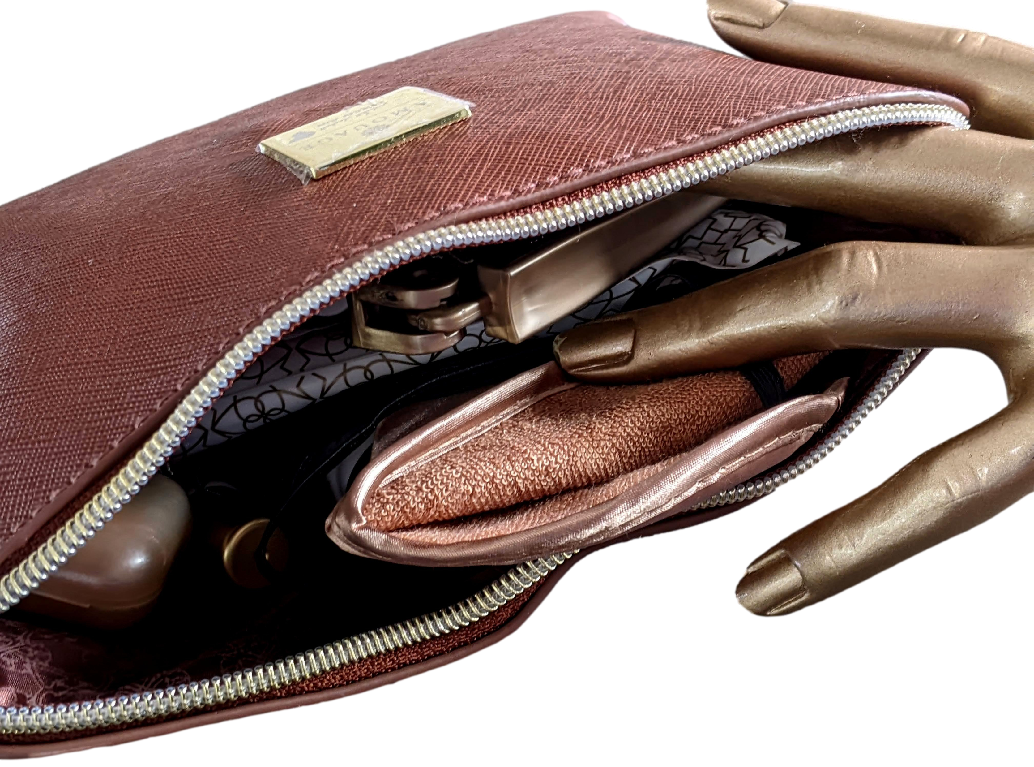 Amouage for Oman Air "Bolide" Zipped Cosmetic Kit Clutch Pochette Bag for VIP First Class only