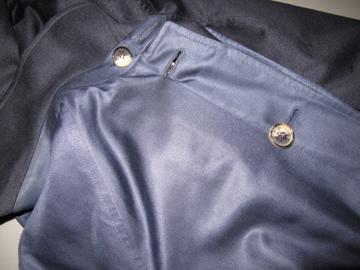 Brioni Men's Navy 100% Cashmere/100% Silk REVERSIBLE Coat Sz48, Pur Luxe! - poupishop