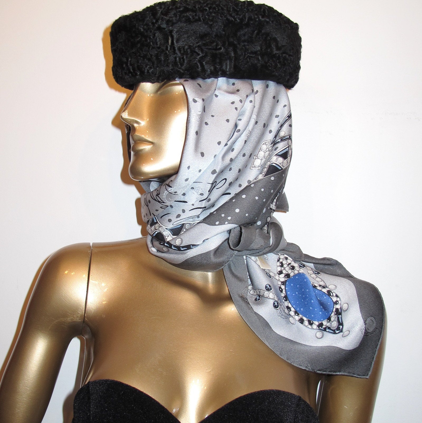 Cartier Panther Poem Scarf Jacquard Crepe of Silk 90cm, Box! - poupishop