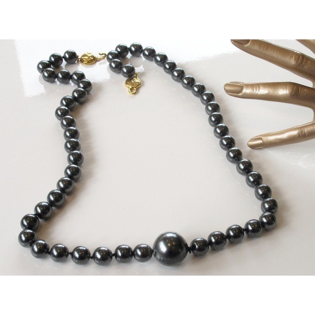 Chanel 1991/92 Victoire de Castellance Grey Pearls Long Sautoir Gripoix, Box! - poupishop
