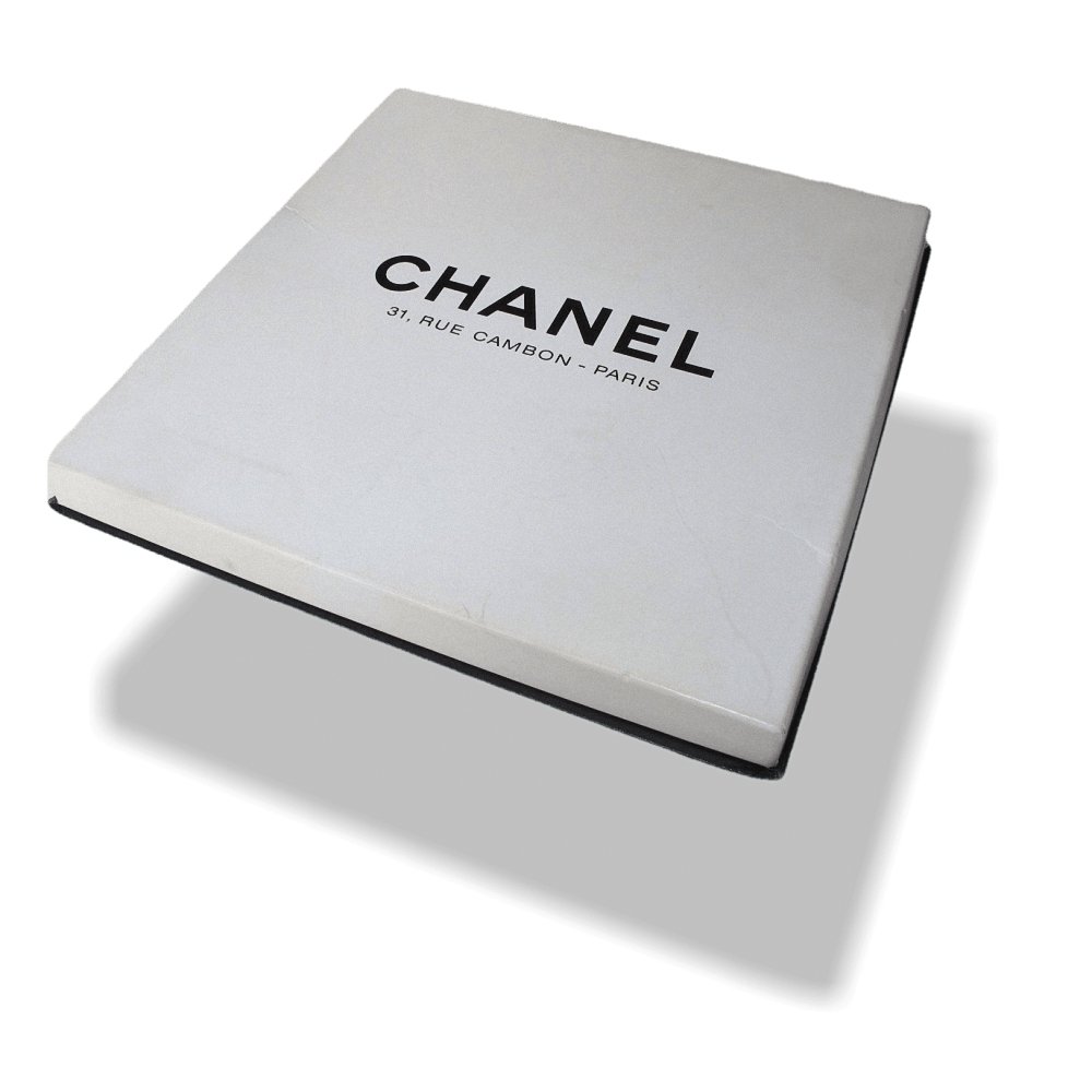 Chanel 2009 Limited Edt 1000 Ex. Musee Maillol Vanities Skull by Karl Lagerfeld Silk Scarf 90cmcm, NIB! - poupishop