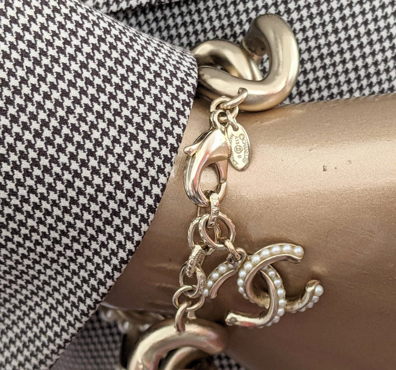 Chanel 2013 Permabrass/Pearls Gripoix Links Chain Bracelet, New! - poupishop