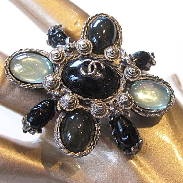 Chanel Black Green Poured Glass Gripoix Pendant Brooch, New! - poupishop