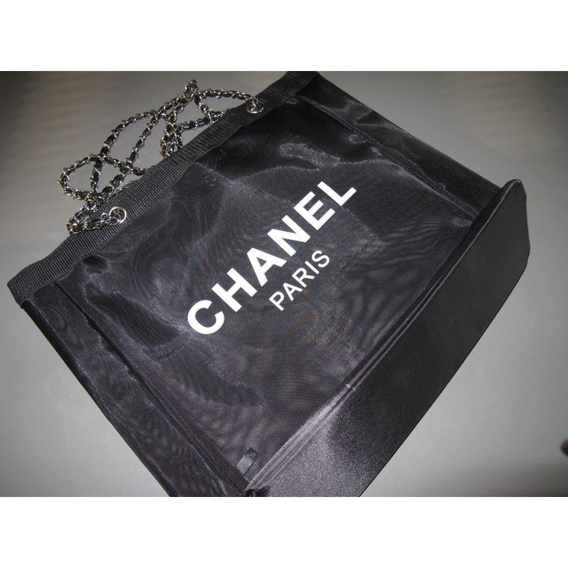 Chanel New. Chanel VIP gift tote bag