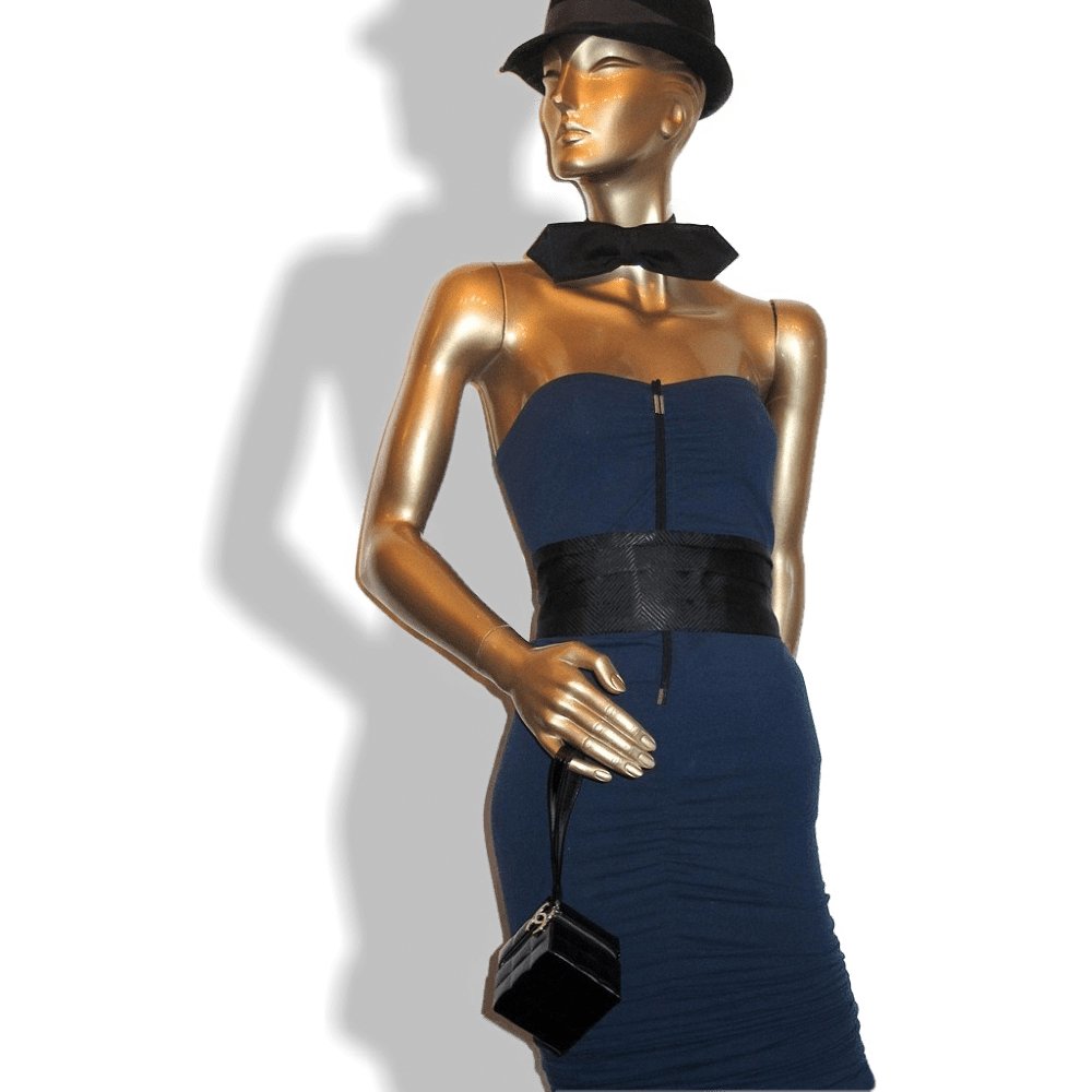 Chanel Black Patent Cube Evening Wristlet Bag, Mint! - poupishop
