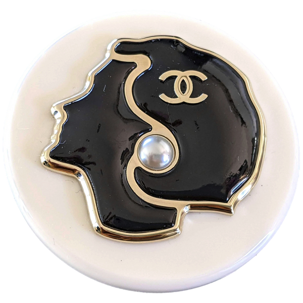 Chanel 2018 Black/White Resine Acetate Brooch CoCo with a Pearl Earring