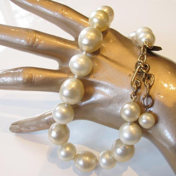 Chanel Dated 1983 Baroque Pearls Gripoix Choker, Box! - poupishop