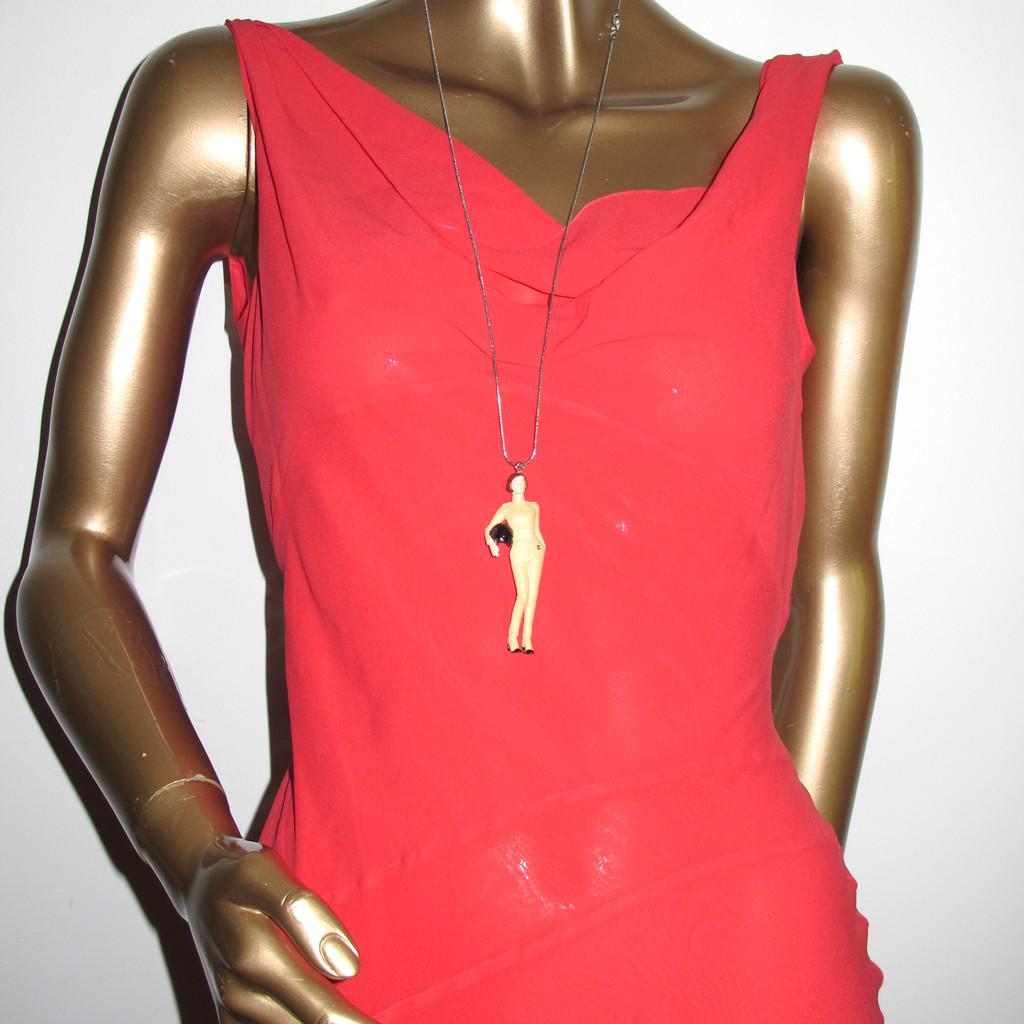 Chanel Figurine Keira Knightley Resine Sautoir Pendant, New! - poupishop