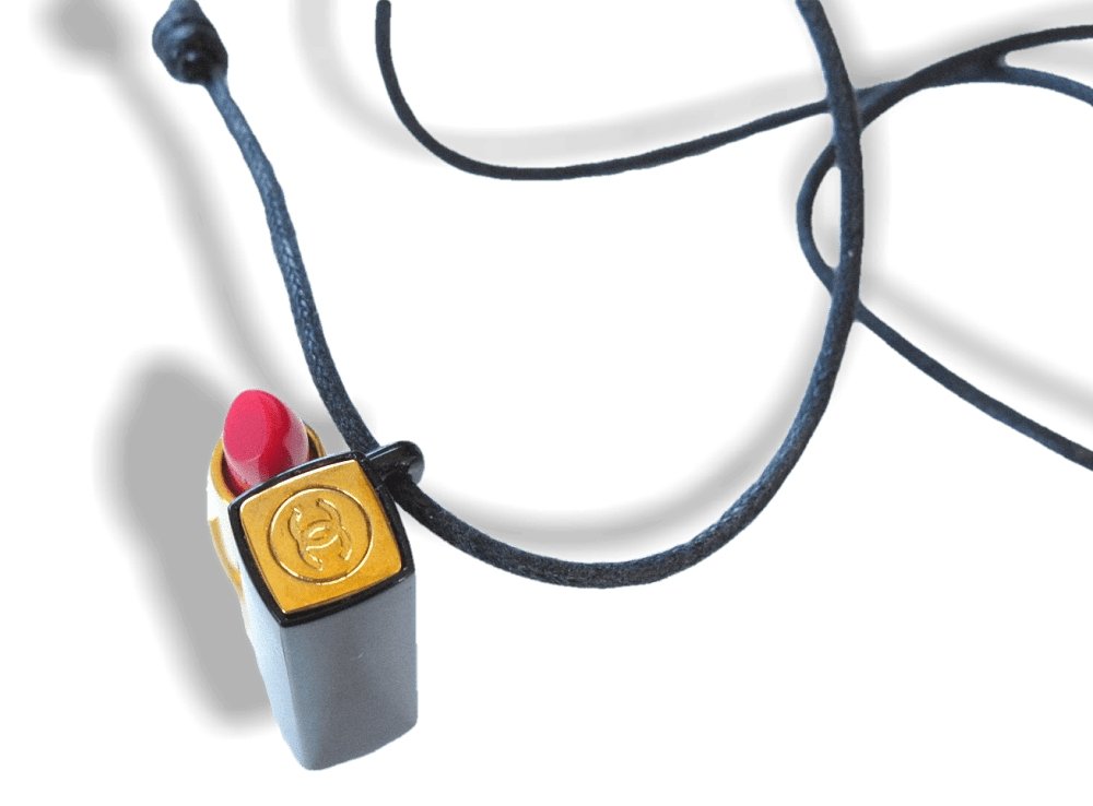 Chanel Lipstick Necklace Vip, New! - poupishop