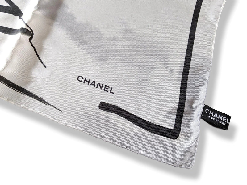 Chanel Noir/Blanc/Gris 31 RUE CAMBON Twill Silk Scarf 90cmcm, NIB! - poupishop