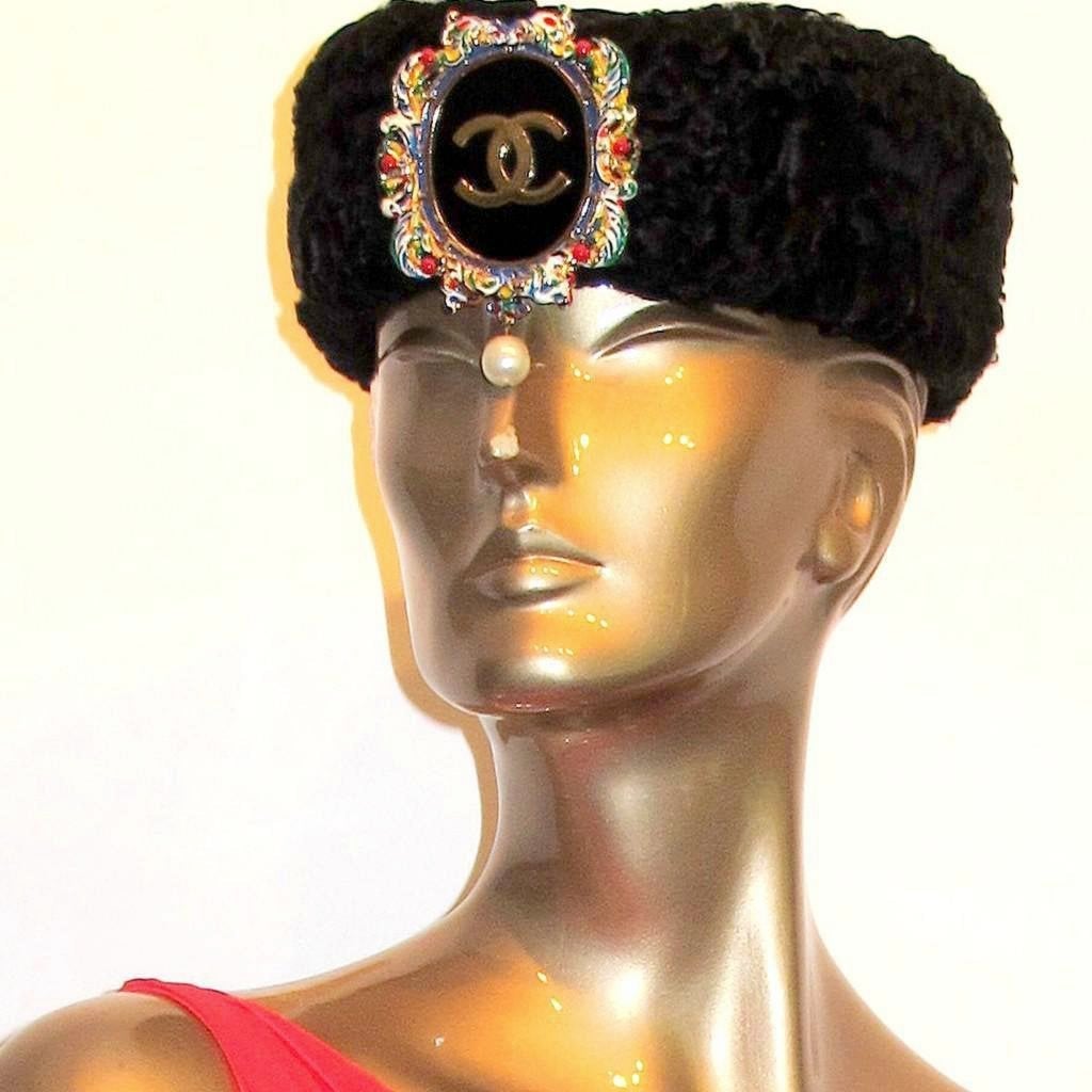Chanel Vintage 1960s Huge Enamel Pendant/Locket Brooch, Very Impressive! - poupishop