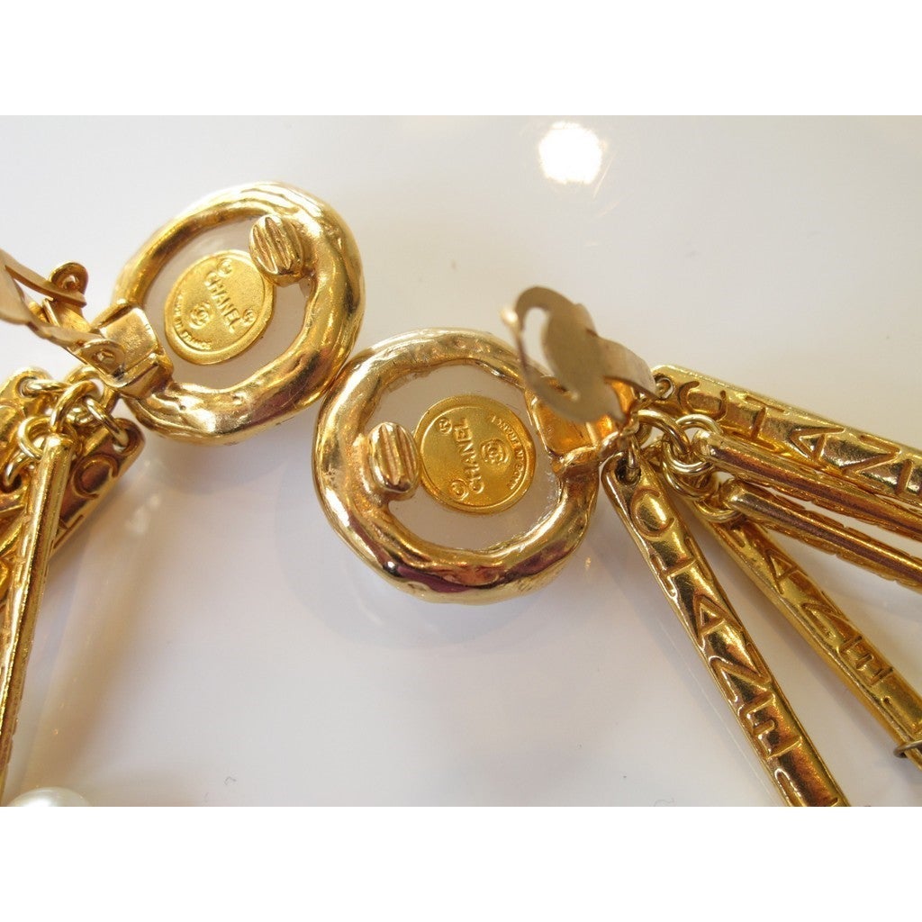 Chanel Vintage Circa 1984-1989 Pearls Gripoix Dangle Earrings - poupishop