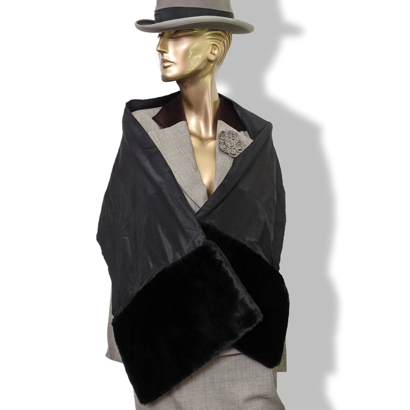 Christian Dior Noir Opera Etole Satin of Silk and Faux Fur, Mint!