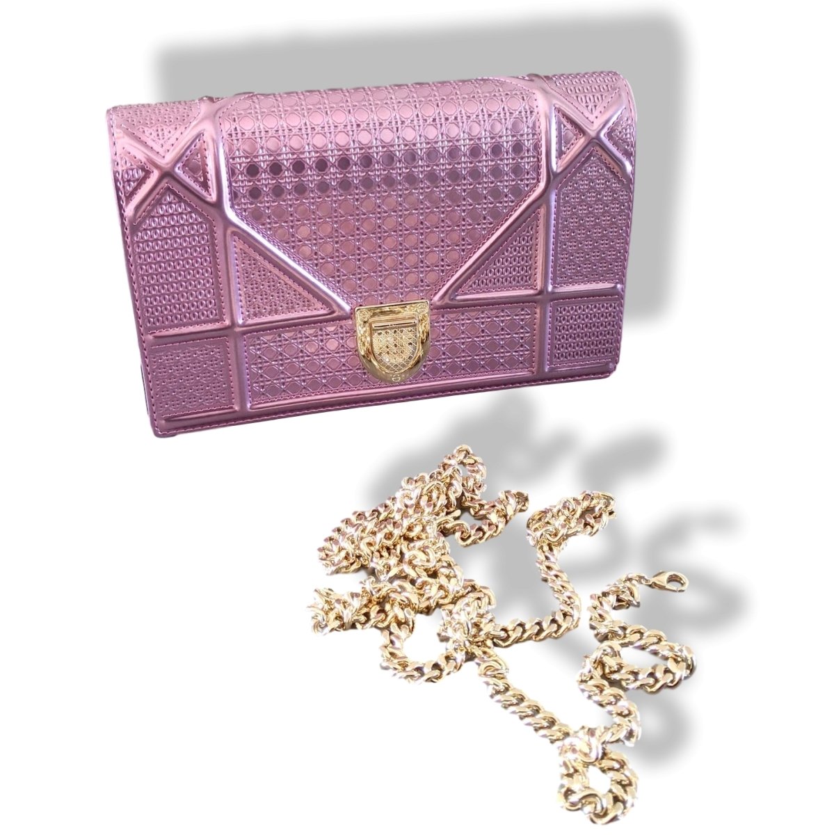 Christian Dior Pink Metallic Calfskin Micro-Cannage DIORAMA POUCH 19 cm Pochette Flap Bag WOC, New! - poupishop