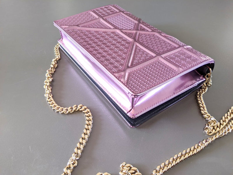 Christian Dior Pink Metallic Calfskin Micro-Cannage DIORAMA POUCH 19 cm Pochette Flap Bag WOC, New! - poupishop
