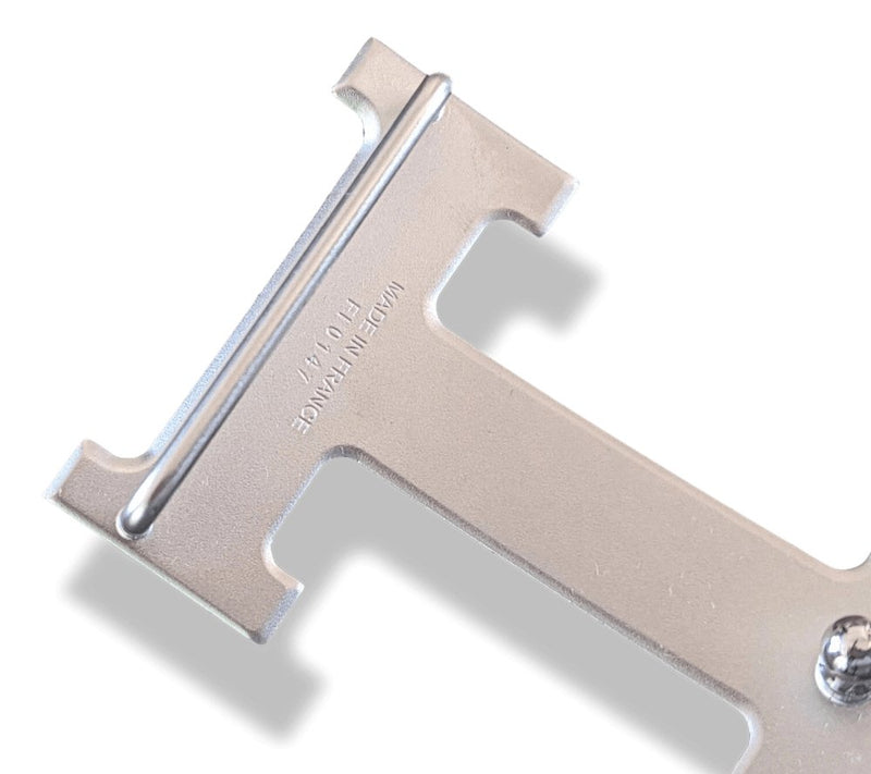 Herme Plated Silver H MARTELEE Hammered Buckle H 32mm, New in pochette and white Box! - poupishop