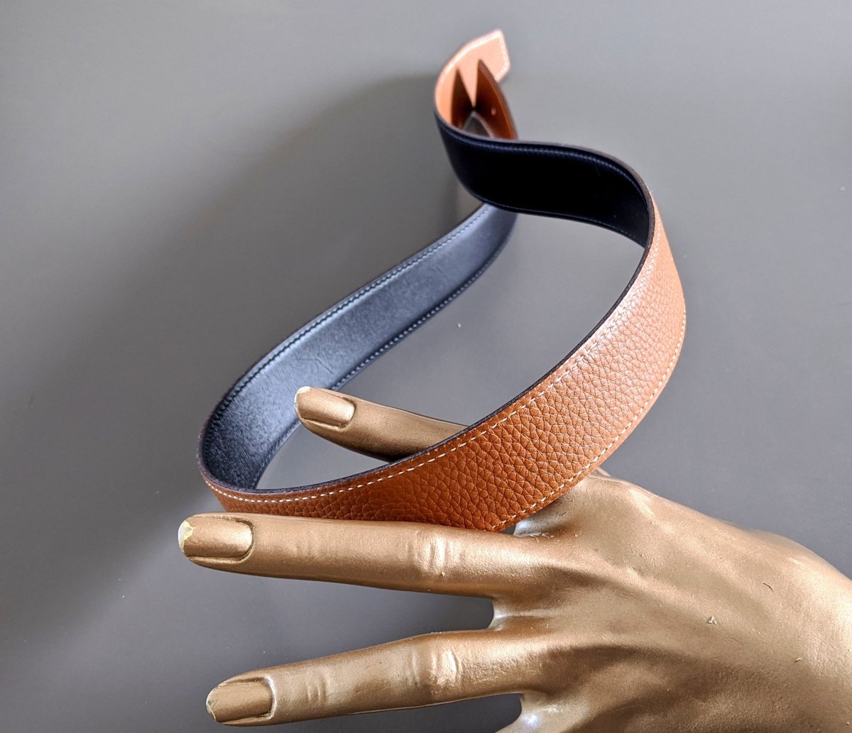 Hermes [106] 2004 Black Box/Gold Togo Reversible Leather Strap Belt 32 MM Sz 75, NIB! - poupishop