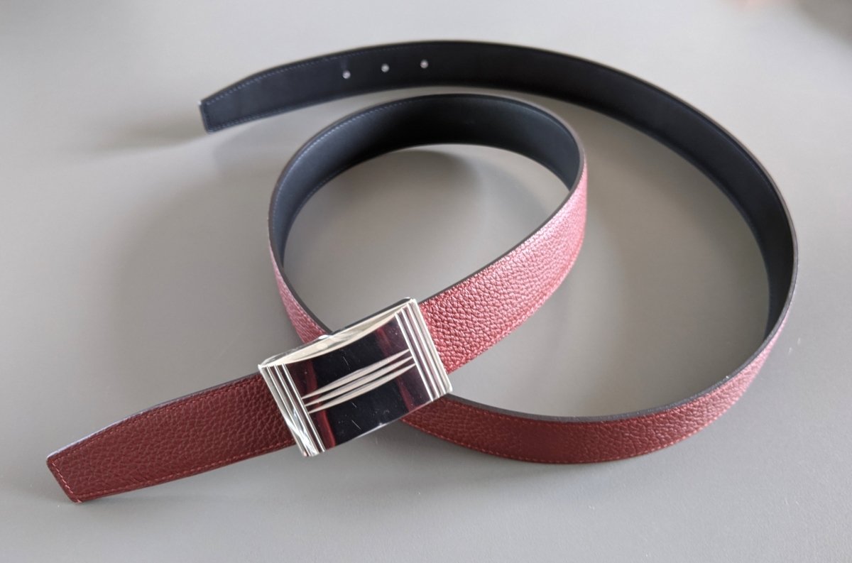 Hermes [111] 1960s Burgundy/Black Vache/Vache Liegee Reversible Leather Strap Belt 32 MM Sz110, NIB! - poupishop