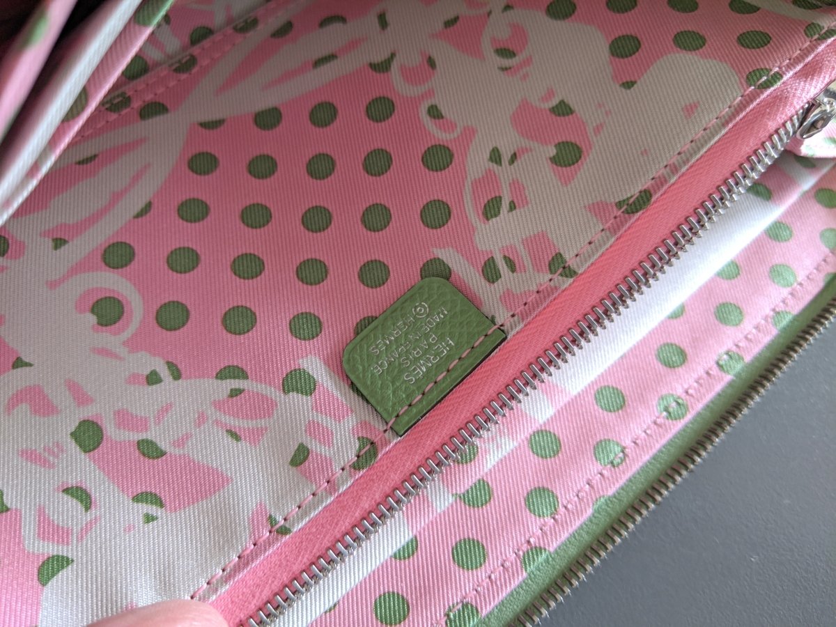 Hermes [114] Green Criquet/Pink Confettis Epsom/Barenia SILK' IN CLASSIC LONG WALLET, BNIB! - poupishop