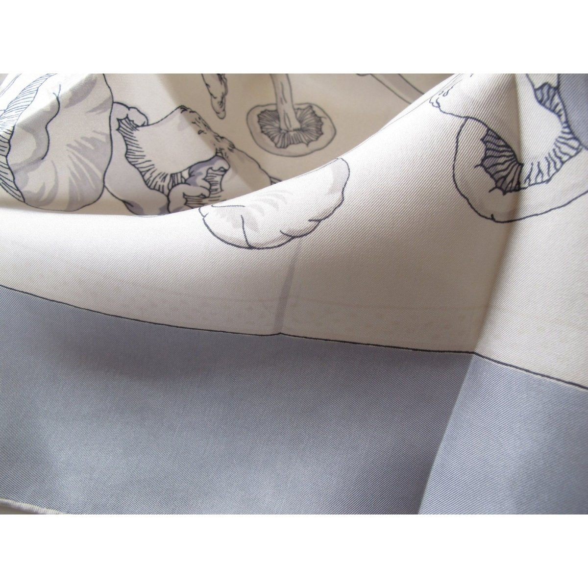 Hermes Champignons I by Hugo Grygkar Twill 90