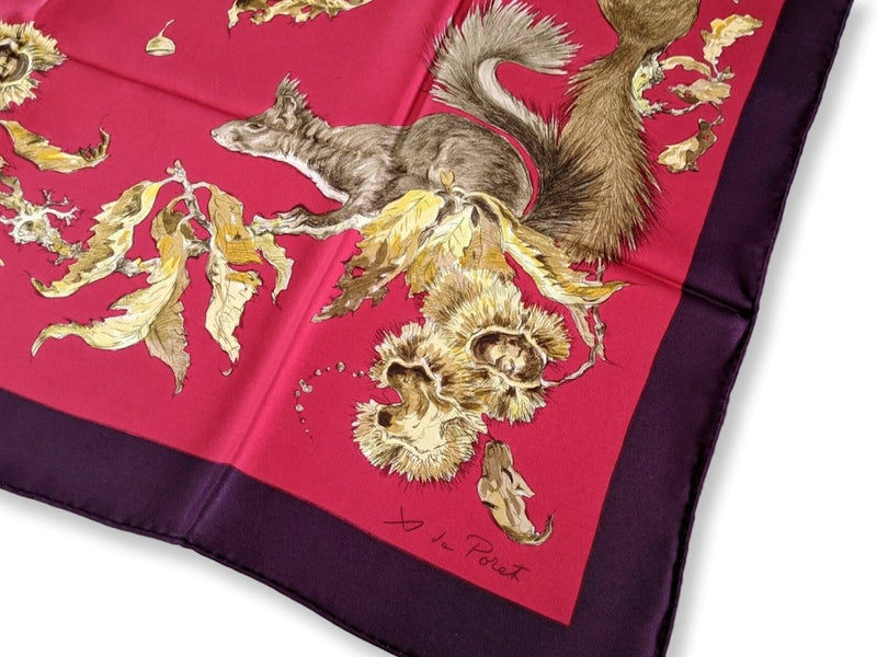 Hermes 1967 Red/Plum ECUREUILS Squirrels by Xavier de Poret Twill 90, Lovely!