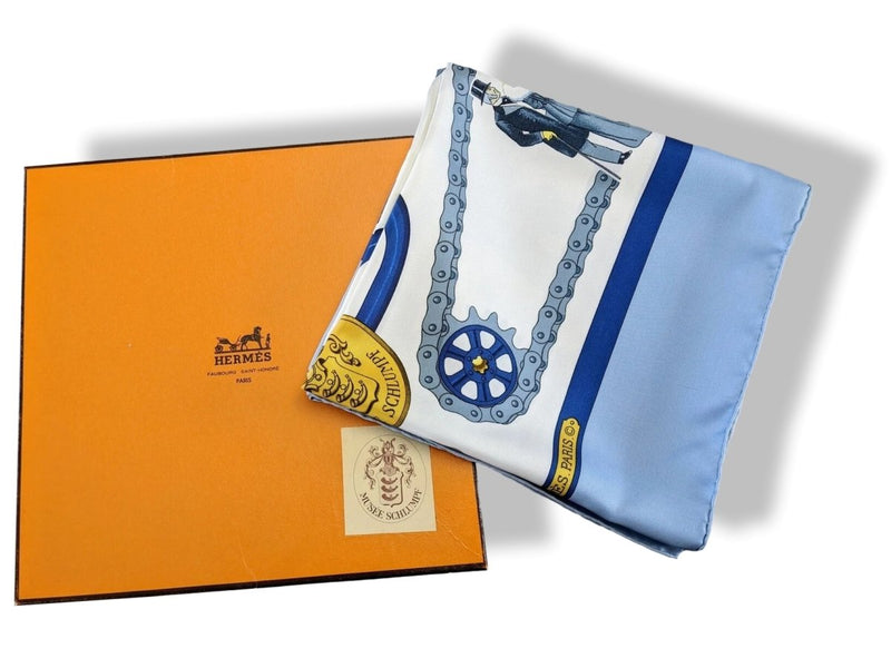 Hermes 1971 Special Issue PRESTIGE MUSEE SCHLUMPF by Philippe Ledoux Twill 90, Limited in Box!