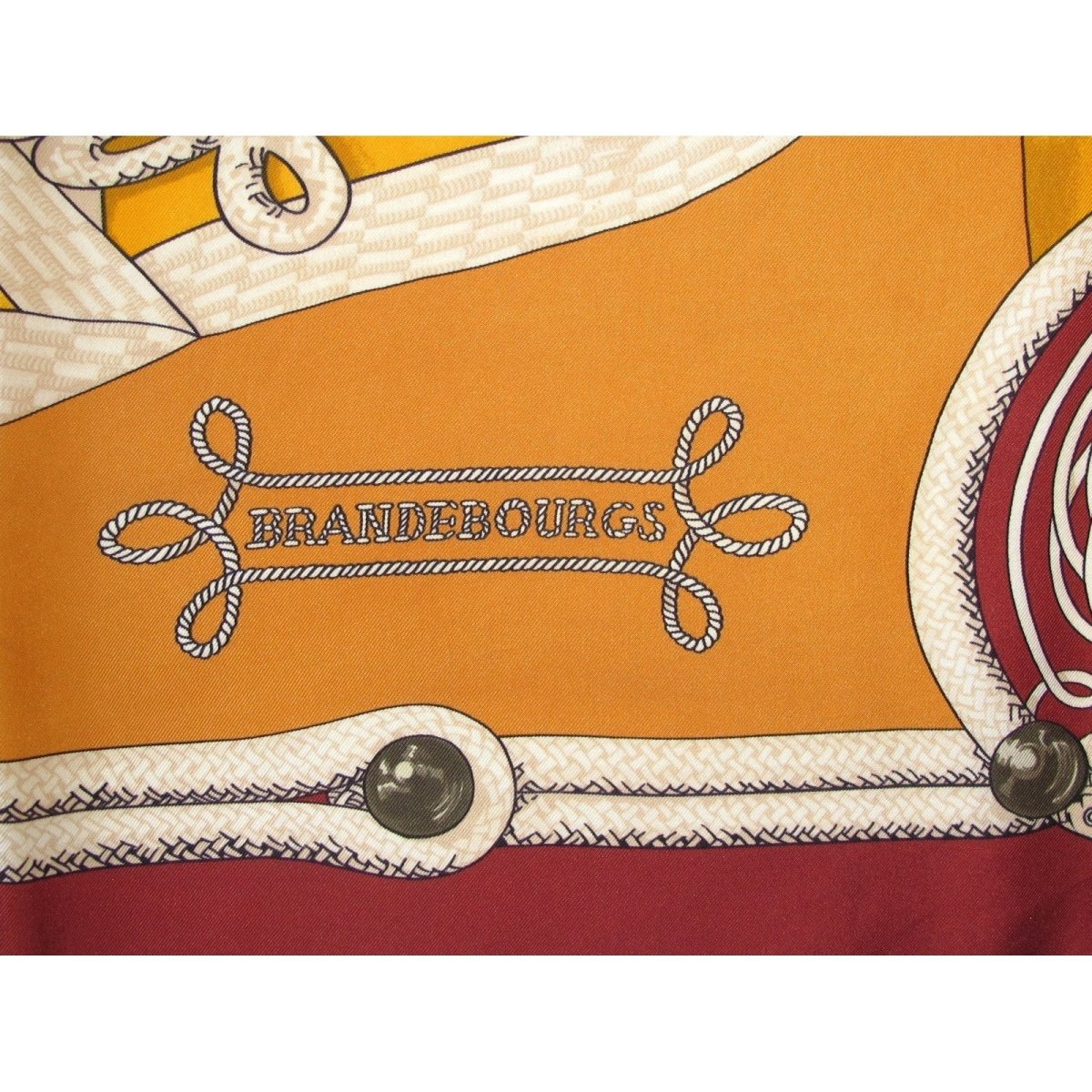 Hermes Brandebourgs by Caty Latham Twill 90