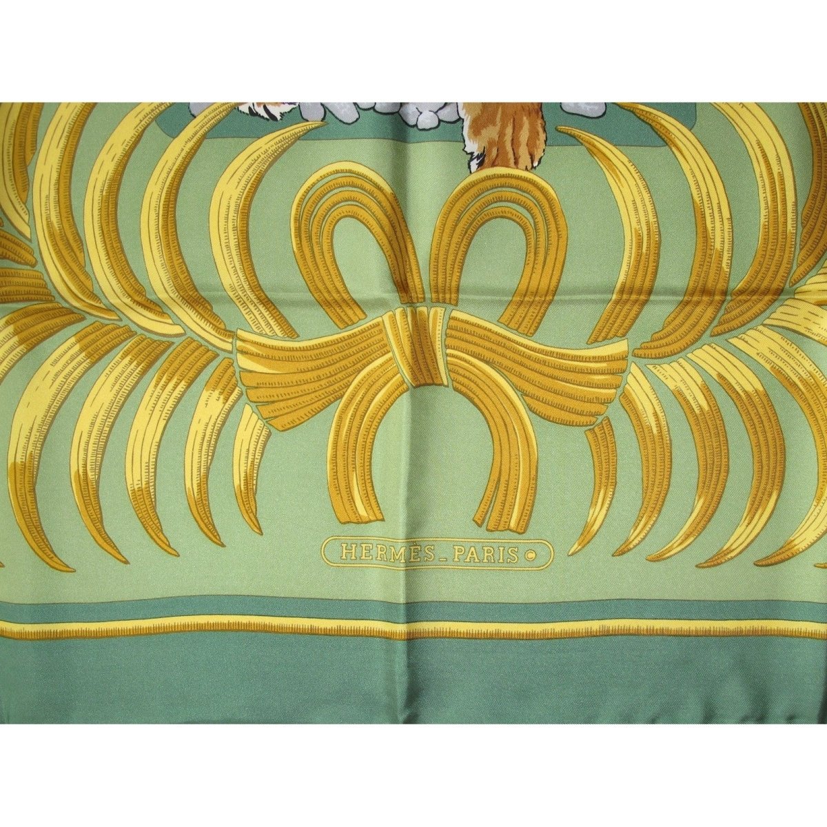 Hermes 1977 Green Tigre Royal by Christiane Vauzelles Blanc Matt Overlay Twill 90, Box! - poupishop