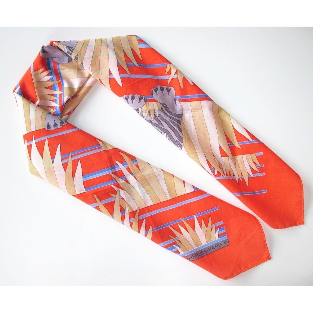 Hermes 1979 Coquelicot Tigres dans les Herbes Cotton scarf 90