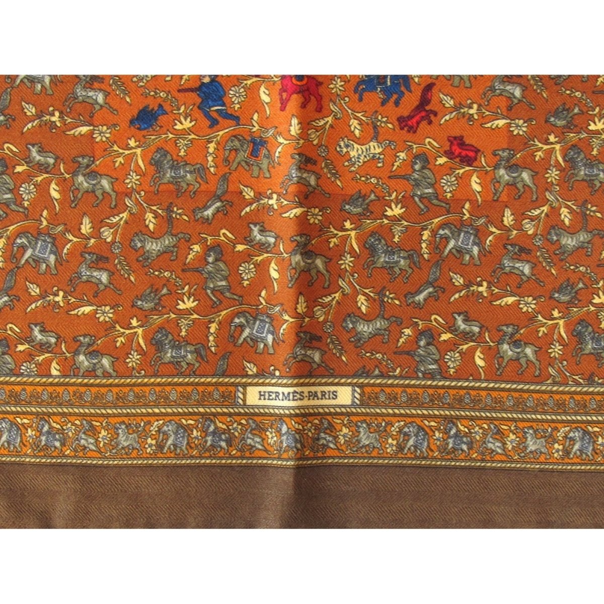 Hermes Chasse en Inde Cashmere Gavroche 42cm