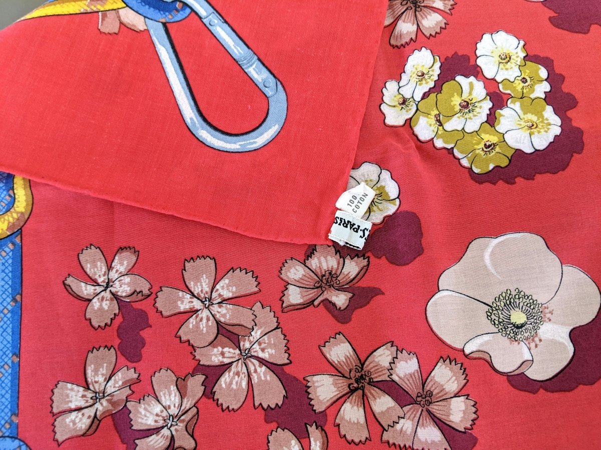 Hermes 1980s Red FLEURS DE MONTAGNE by Caty Latham with Blanc Matt Overprint Cotton Carre Scarf 90 cm, Lovely!