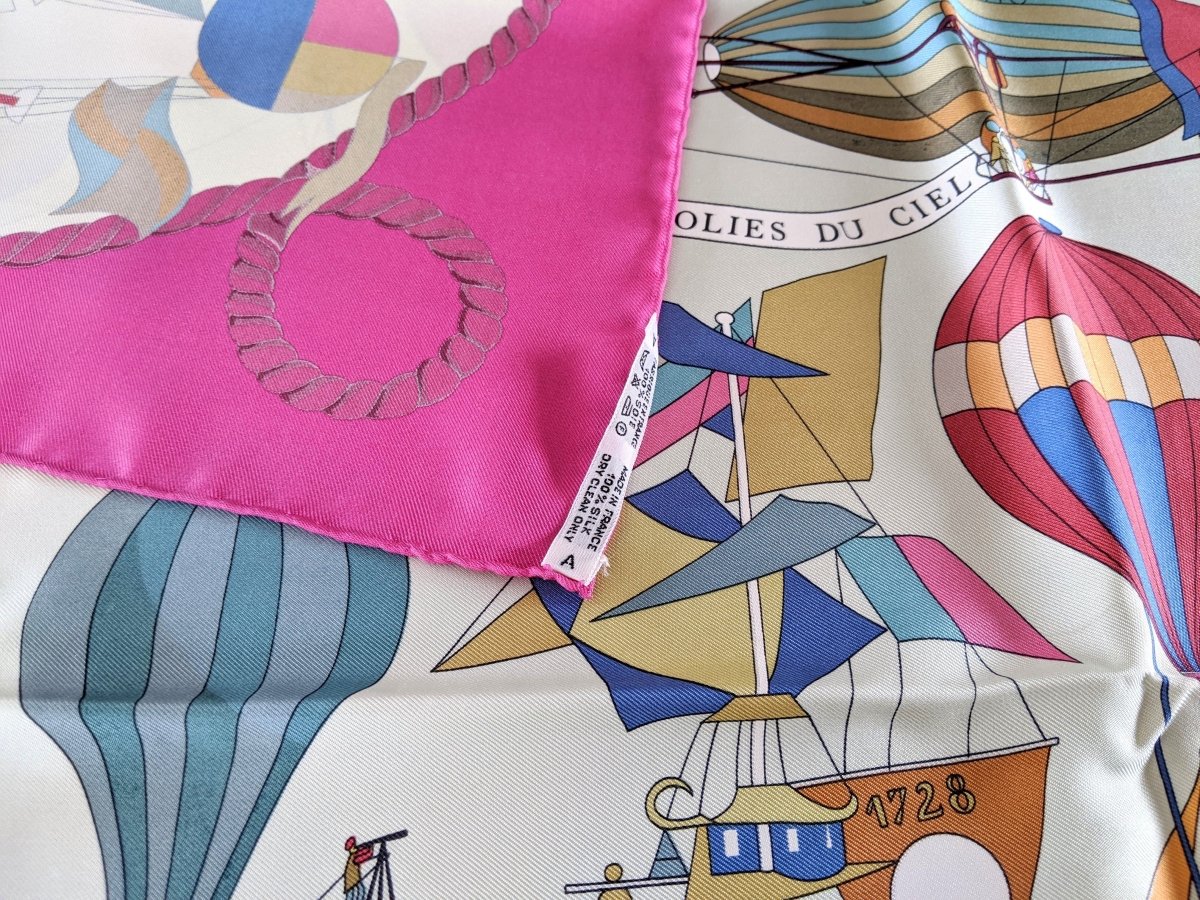 Hermes 1984 Ligth Raspberry/Lime Tree LES FOLIES DU CIEL by Loic Dubigeon Twill 90