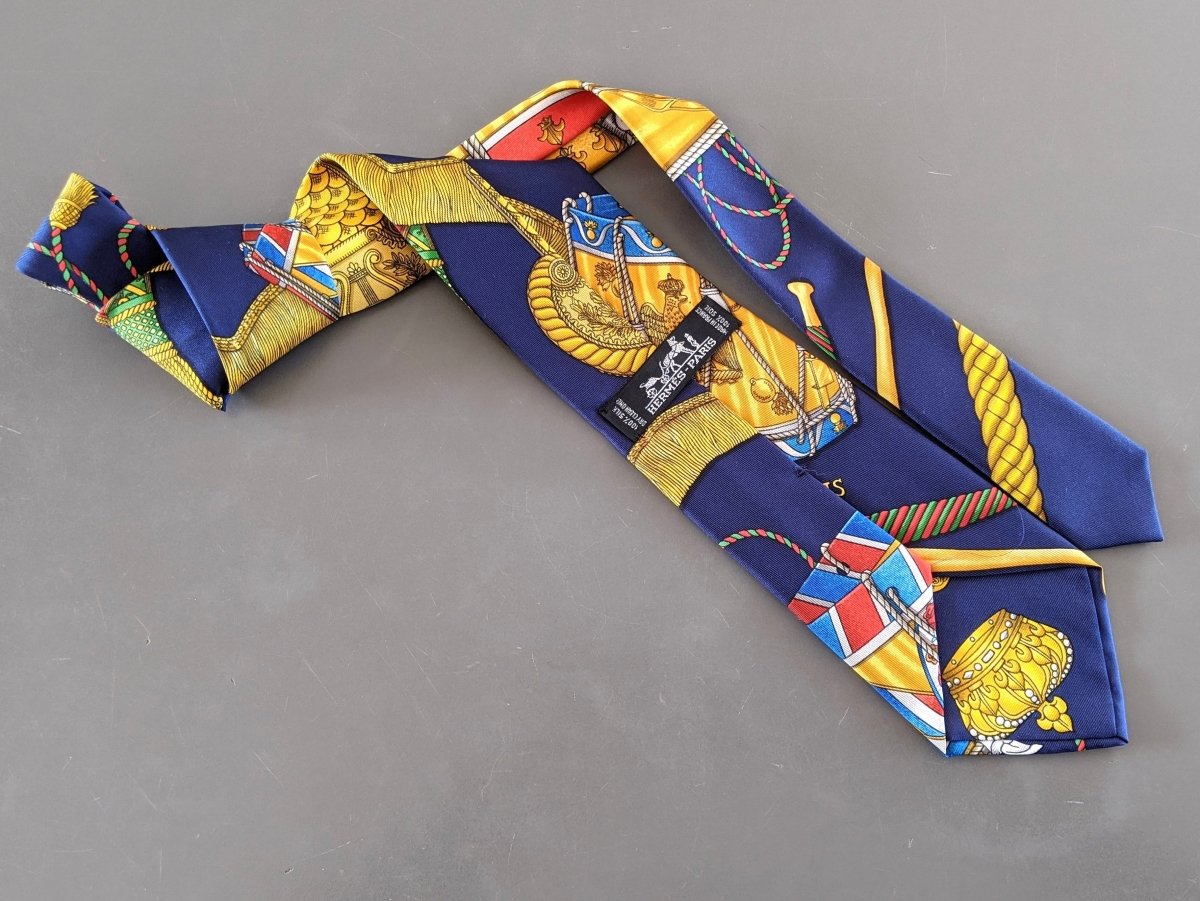 Hermes 1989 Navy/Gold LES TAMBOURS by Joachim Metz Print Scarf Twill Silk Tie, Mint!