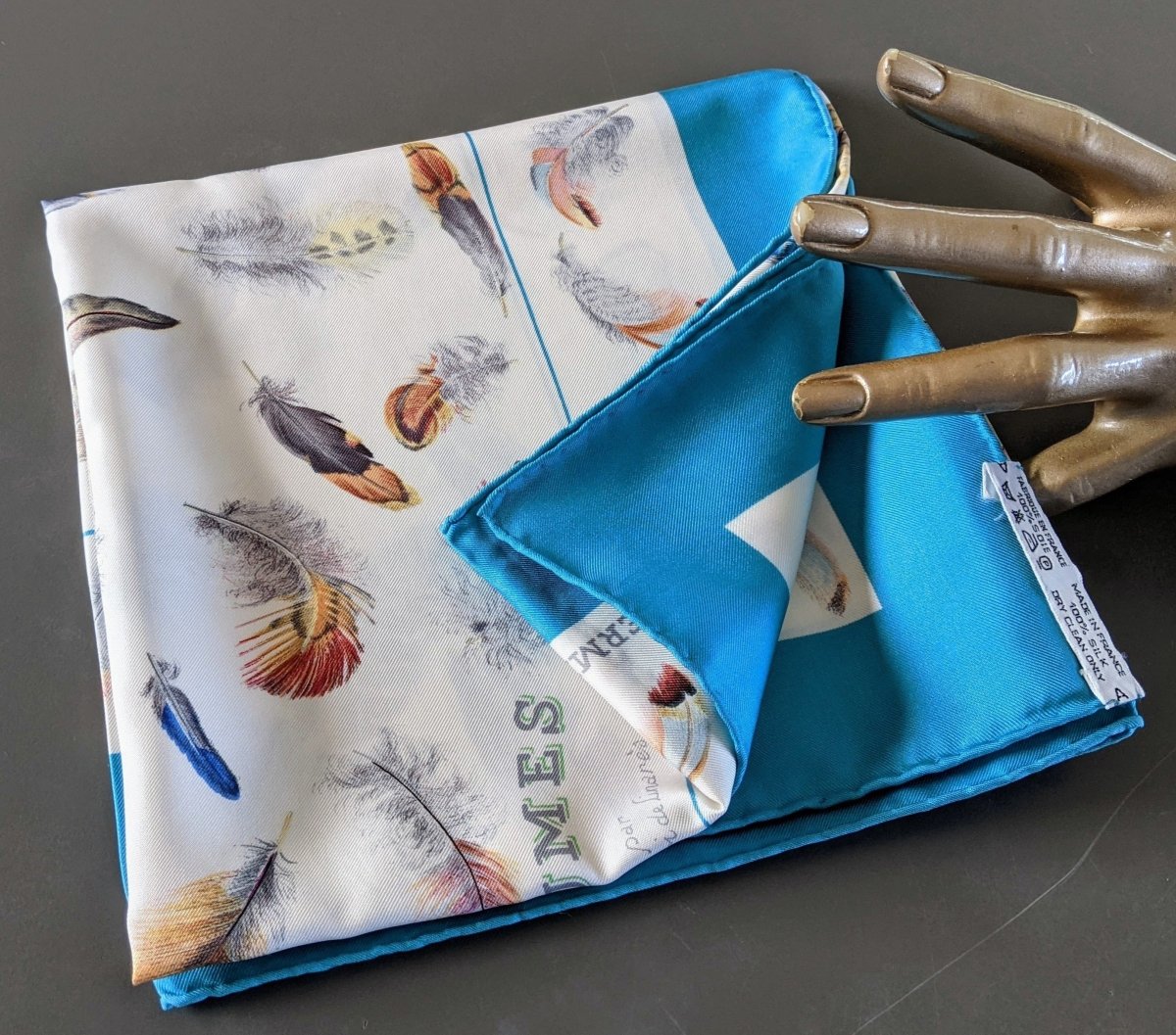 Hermes 1989 Turquoise/White PLUMES by Henri de Linares Twill Silk 90, Lovely! - poupishop