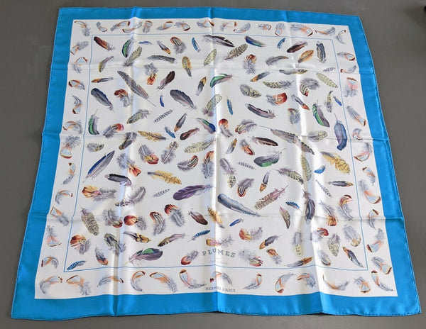 Hermes 1989 Turquoise/White PLUMES by Henri de Linares Twill Silk 90, Lovely! - poupishop