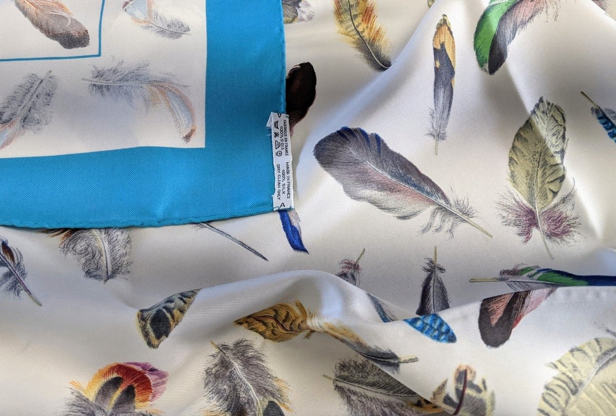 Hermes 1989 Turquoise/White PLUMES by Henri de Linares Twill Silk 90, Lovely! - poupishop