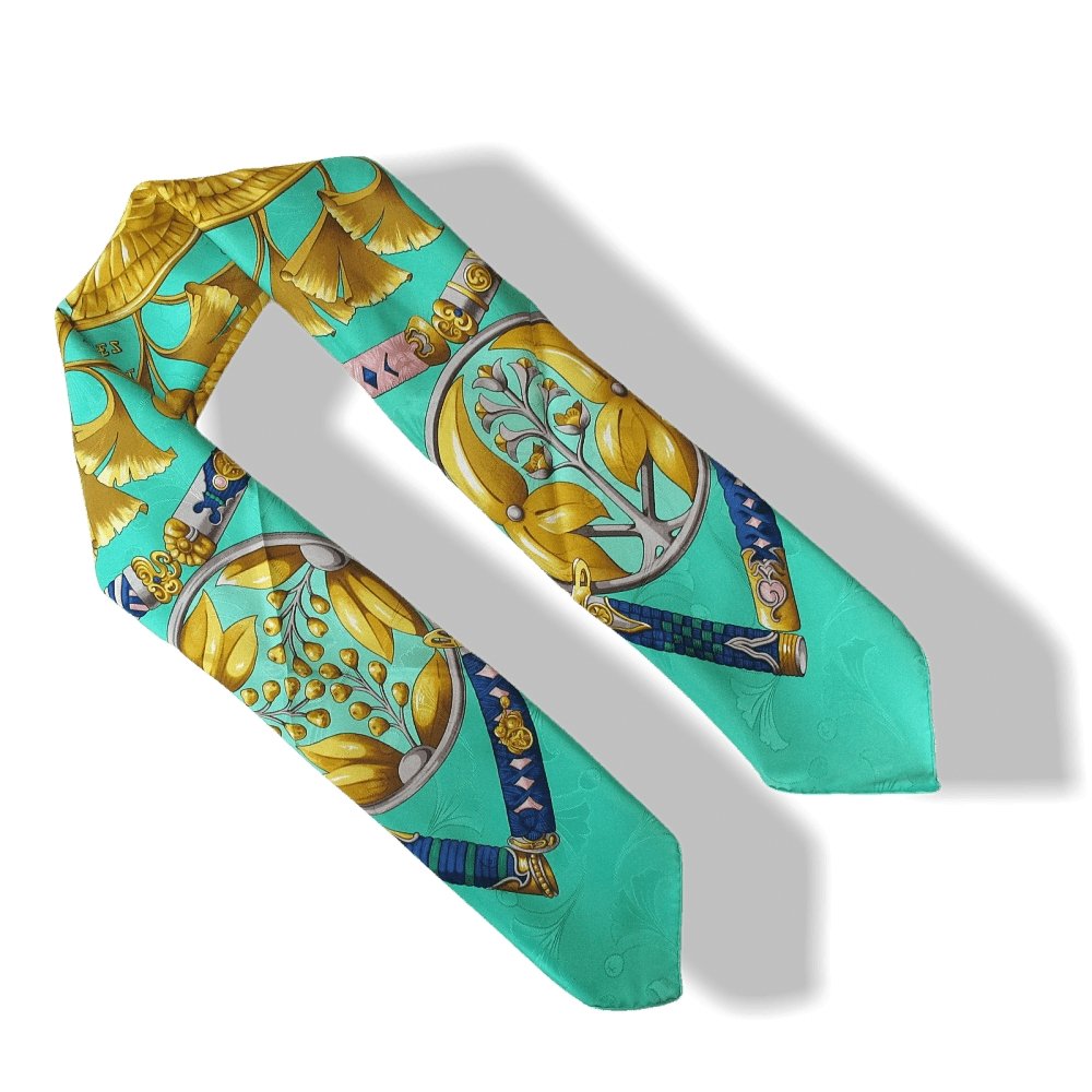 Hermes Princes du Soleil Levant Jacquard of Ginkgo Leaves Twill 90