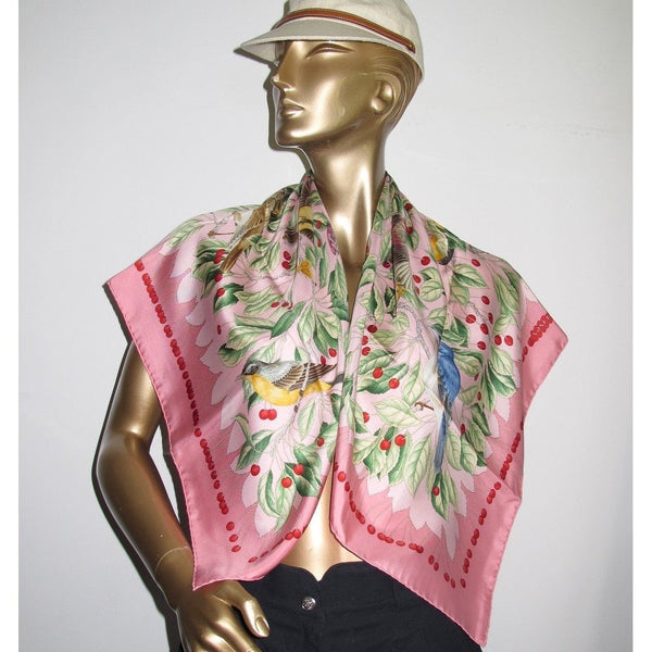 Hermes 1992 Pink Rose Les Merises by Antoine de Jacquelot Twill 90