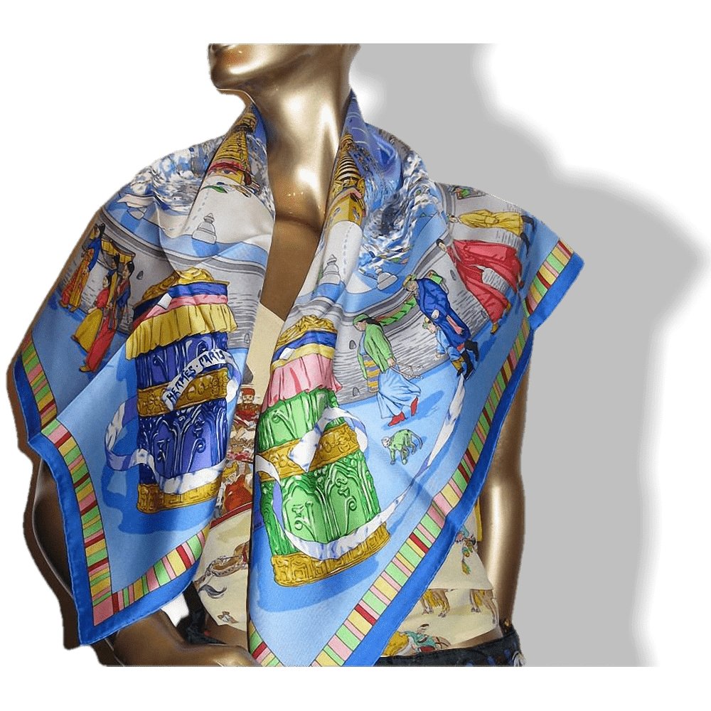 Hermes Prieres au Vent by Dimitri Rybal with Blanc Matte Overlay Twill 90